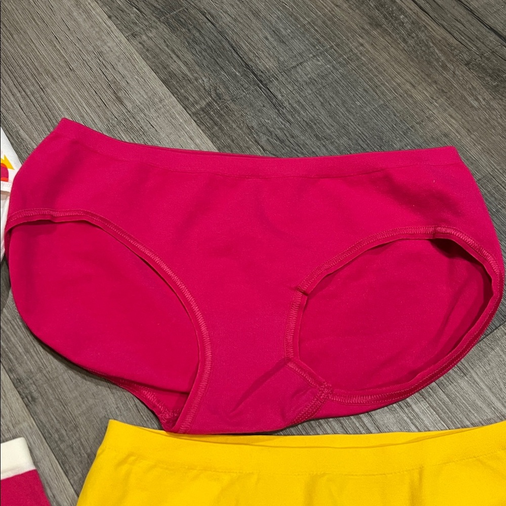 Body By Victoria size Small Hiphugger new without tags - Picture 3 of 8